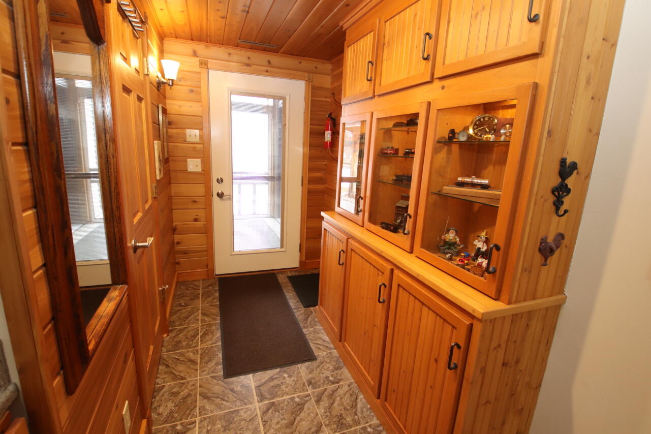 N11024 Deer Lake Road Stephenson, WI 54104 - Photo 100 of 101 APT--Hallway--Built-in Hutch