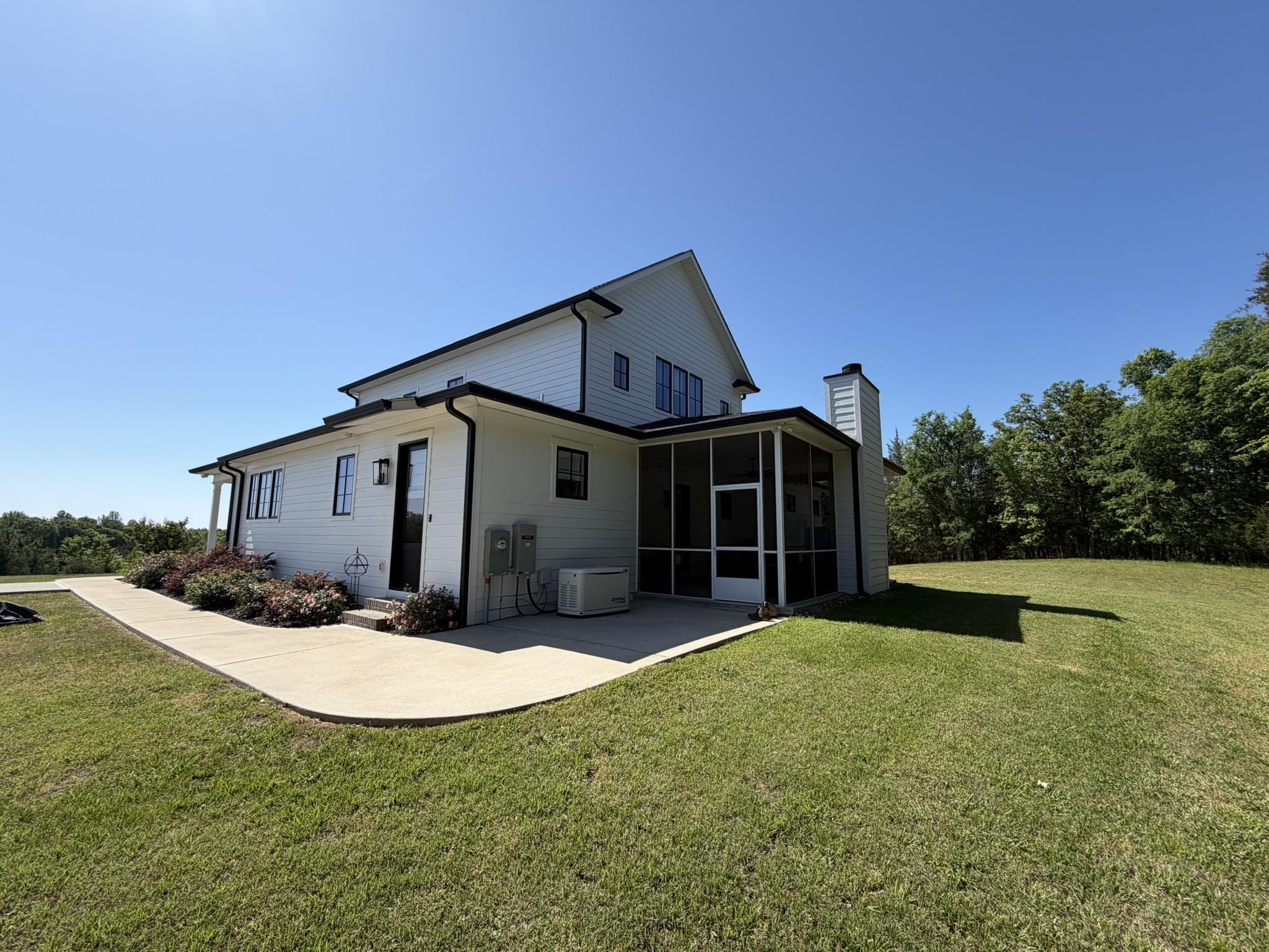670 State Rd S-11-586 Gaffney, SC 29340 - Photo 5 of 38