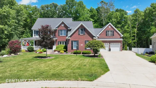 $649,500 | 5301 Chin Maya Drive, Swartz Creek, MI 48473