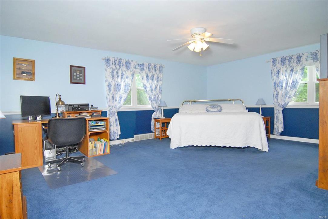 5347 Kerth Road St. Louis, MO 63128 - Photo 22 of 42 Gallery Image 22