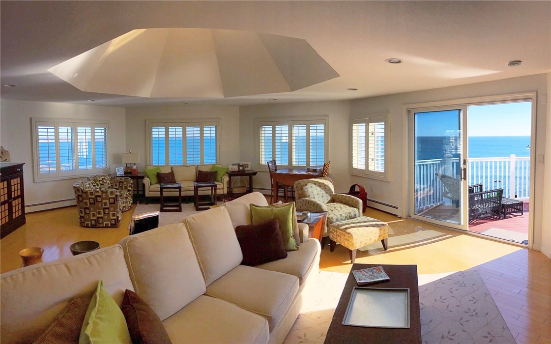 101 Ocean Road, Unit 304 Narragansett, RI 02882 - Photo 3 of 10 Gallery Image 3