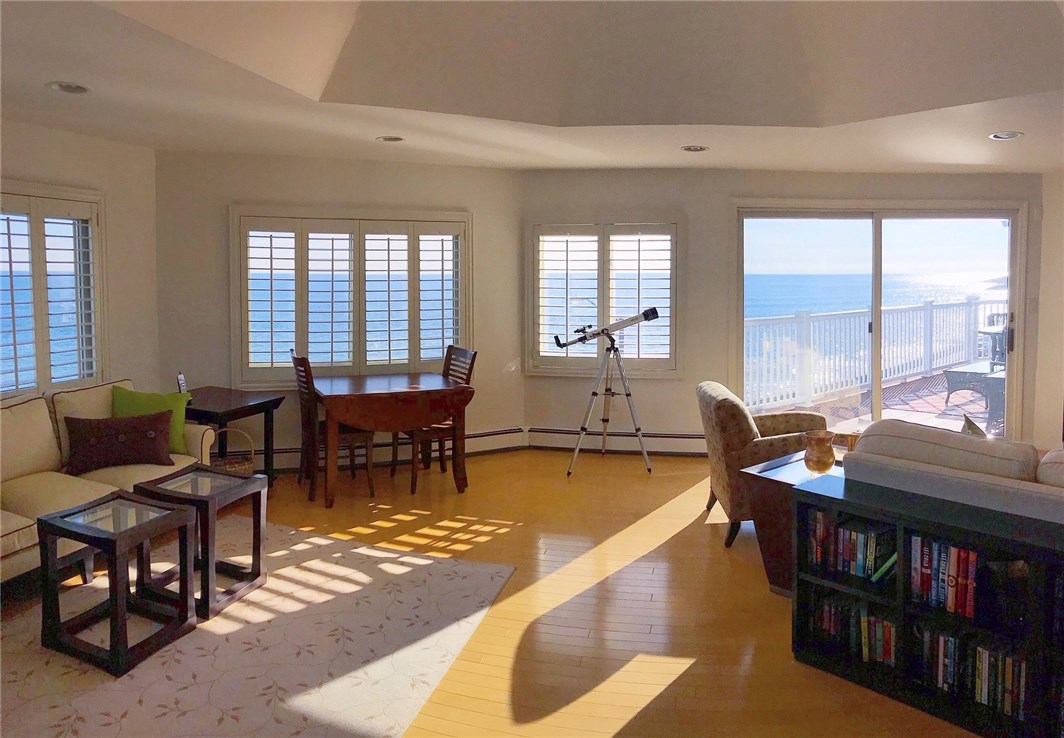 101 Ocean Road, Unit 304 Narragansett, RI 02882 - Photo 8 of 10 Gallery Image 8