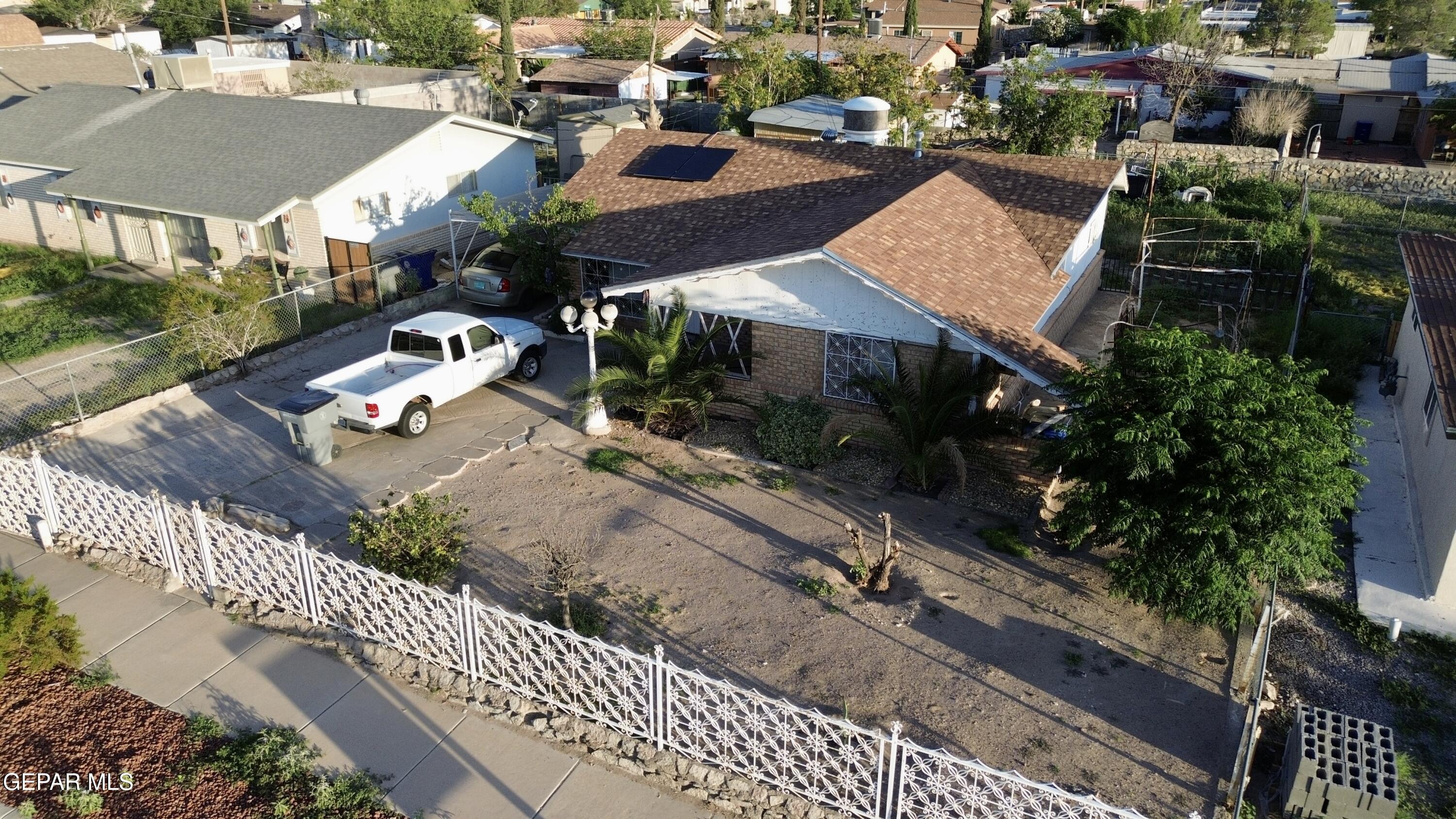 236 Borderland Road El Paso, TX 79932 - Photo 6 of 14 DJI_0290