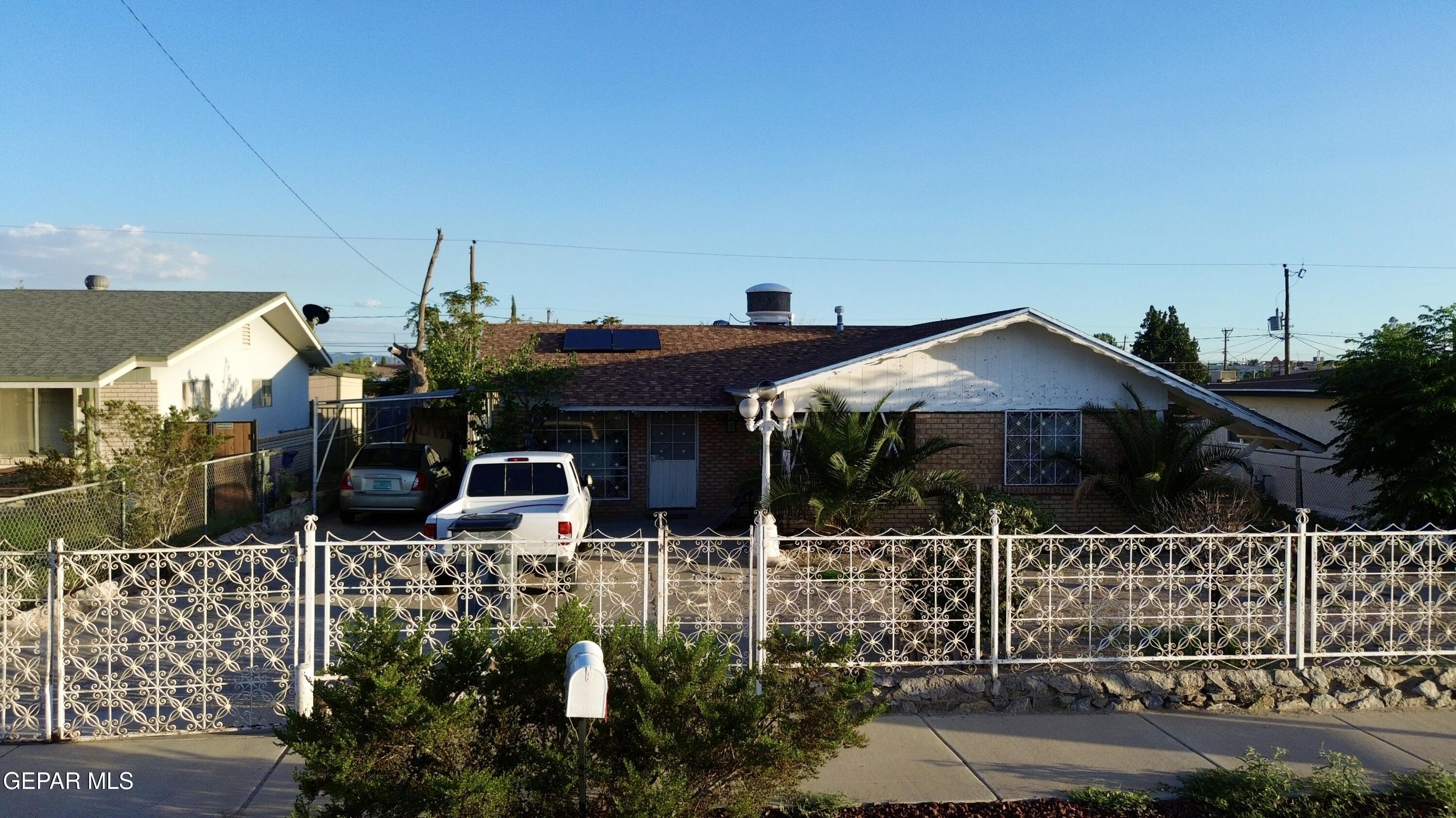 236 Borderland Road El Paso, TX 79932 - Photo 8 of 14 DJI_0300