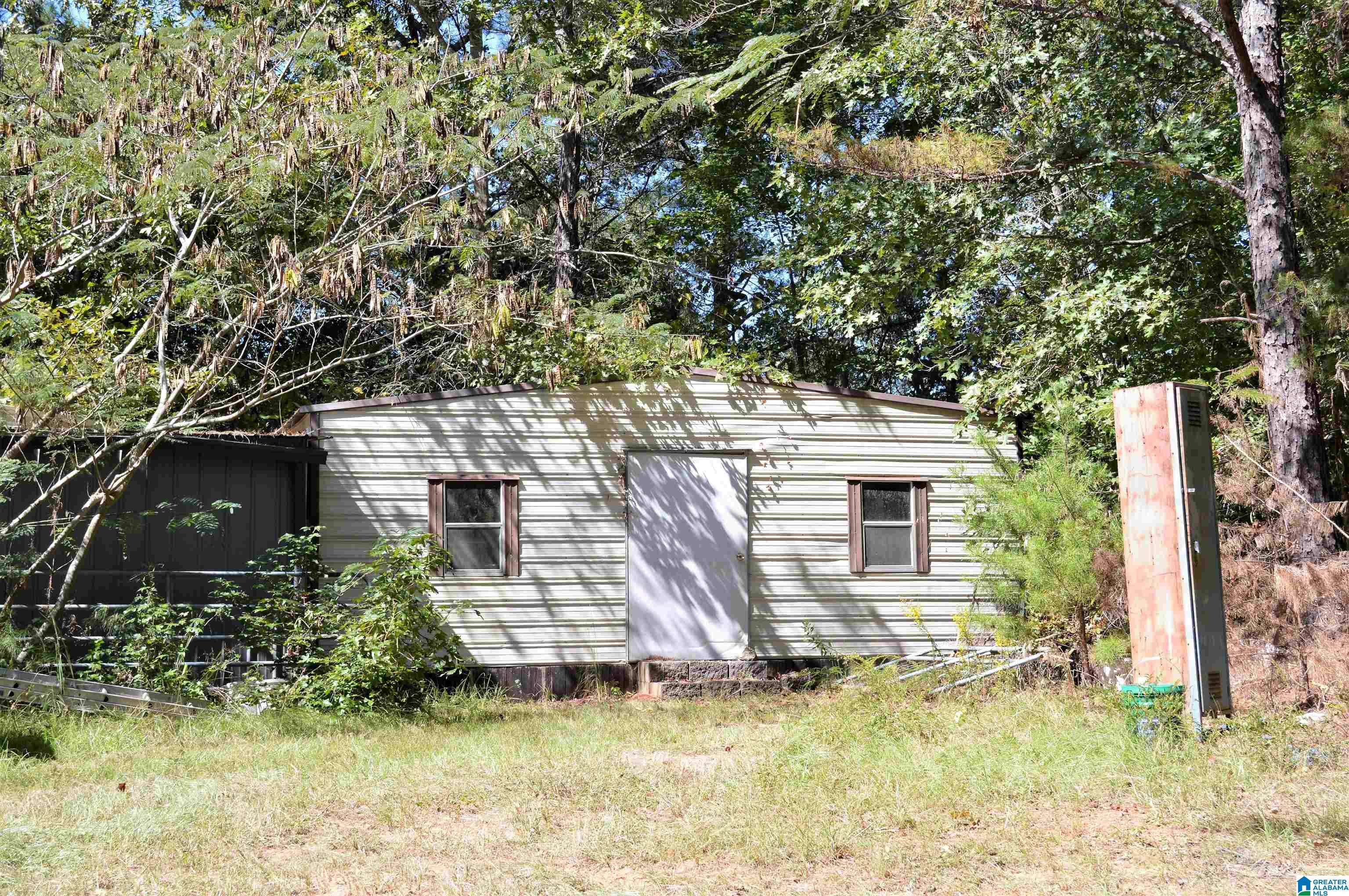 797 Hickory Hill Road West Blocton, AL 35184 - Photo 4 of 18