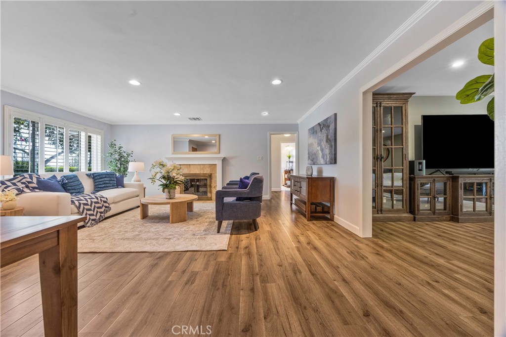 1425 Hastings Ranch Drive Pasadena, CA 91107 - Photo 7 of 39