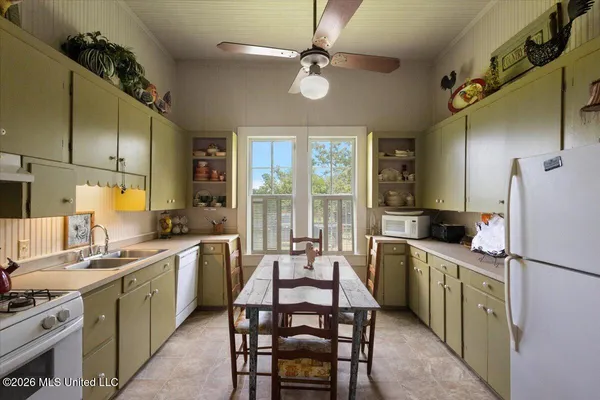 $450,000 | 3350 Mt Pleasant Lane Southeast, Bogue Chitto, MS 39629