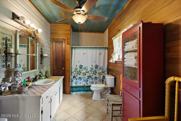 $450,000 | 3350 Mt Pleasant Lane Southeast, Bogue Chitto, MS 39629