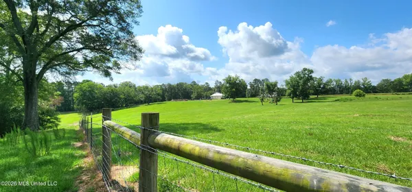 $450,000 | 3350 Mt Pleasant Lane Southeast, Bogue Chitto, MS 39629