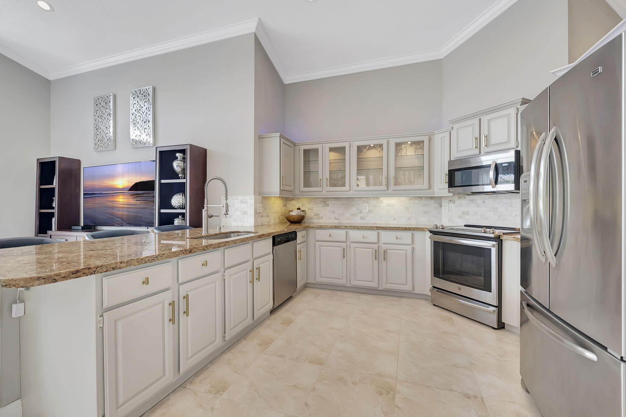 9115 Long Lake Palm Drive Boca Raton, FL 33496 - Photo 10 of 29 20-web-or-mls-DSC_9453