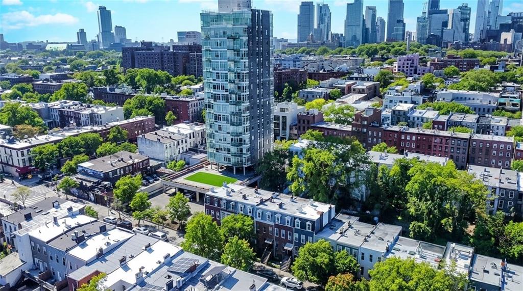 124 Hall Street Brooklyn, NY 11205 - Photo 29 of 31 a view of outdoor space