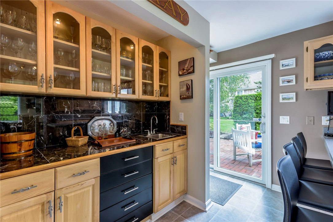 5 Beacon Hill Road, Unit B Newport, RI 02840 - Photo 13 of 36