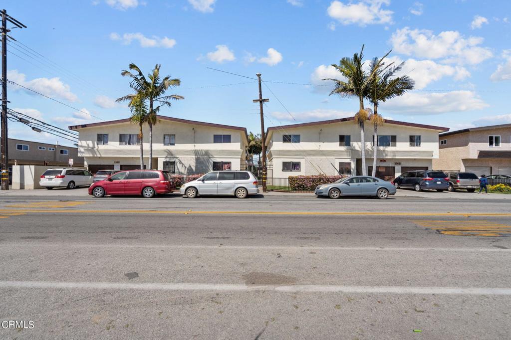 5431 Perkins Road Oxnard, CA 93033 - Photo 11 of 40 a car parked in front of the building