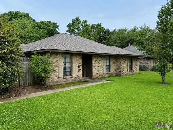 $205,000 | 22940 Jade Drive, Plaquemine, LA 70764