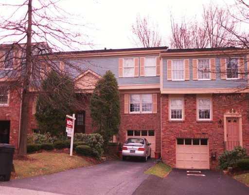 250 Quail Run Road, Unit 10C Venetia, PA 15367 - Photo 1 of 1 Gallery Image 1