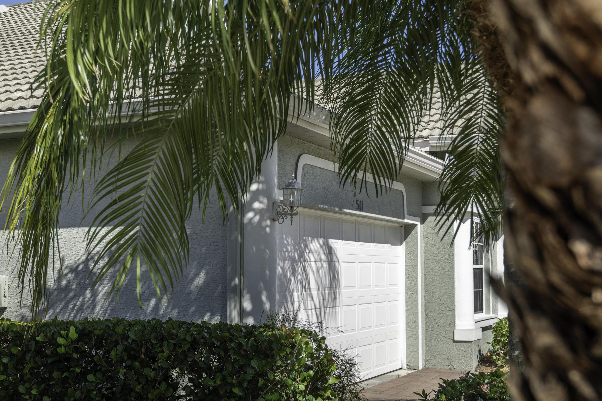 511 Northwest Red Pine Way Jensen Beach, FL 34957 - Photo 9 of 67 DSC_0029-Edit