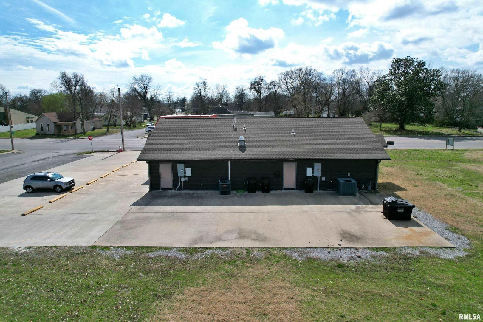 613 East 5th Street Metropolis, IL 62960 - Photo 6 of 18