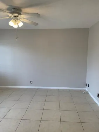 $1,450 | 111 Southeast 1st Street, Unit 7, Boynton Beach, FL 33435