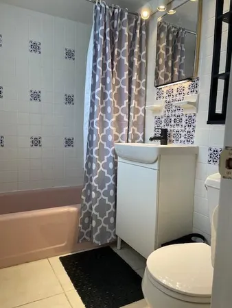$1,450 | 111 Southeast 1st Street, Unit 7, Boynton Beach, FL 33435