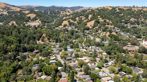 $525,000 | 127 Manor Road, Fairfax, CA 94930