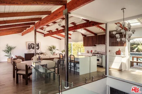 $2,399,000 | 5513 Tuxedo Terrace, Los Angeles, CA 90068