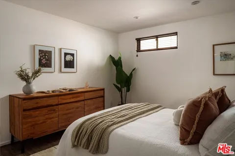 $2,399,000 | 5513 Tuxedo Terrace, Los Angeles, CA 90068