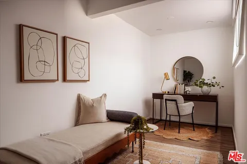 $2,399,000 | 5513 Tuxedo Terrace, Los Angeles, CA 90068