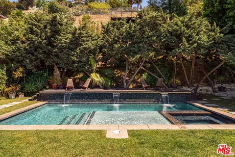 $2,399,000 | 5513 Tuxedo Terrace, Los Angeles, CA 90068