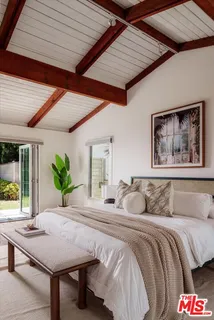 $2,399,000 | 5513 Tuxedo Terrace, Los Angeles, CA 90068