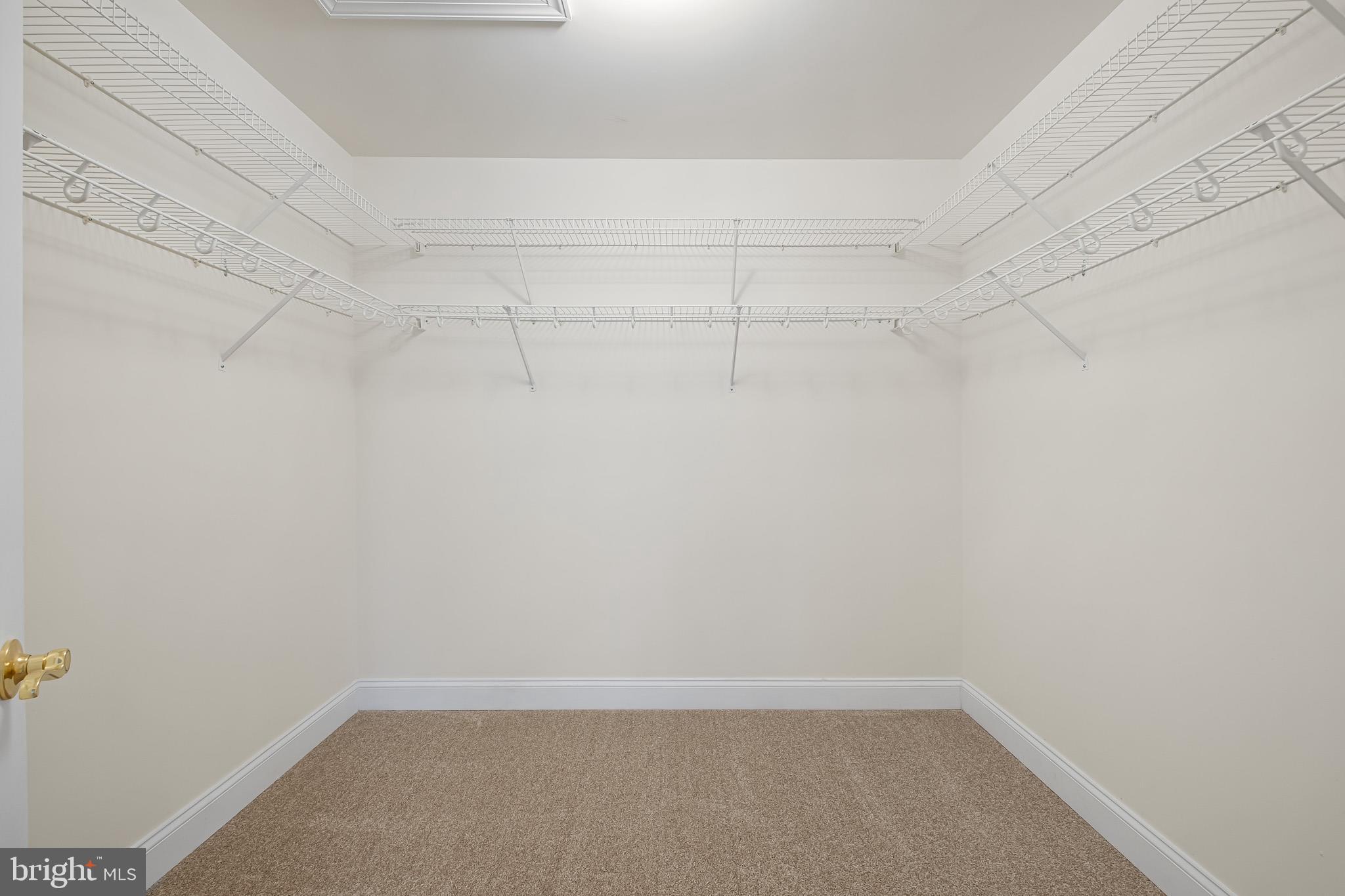 104 Sutton Way Newark, DE 19711 - Photo 21 of 27 Walk-in Closet