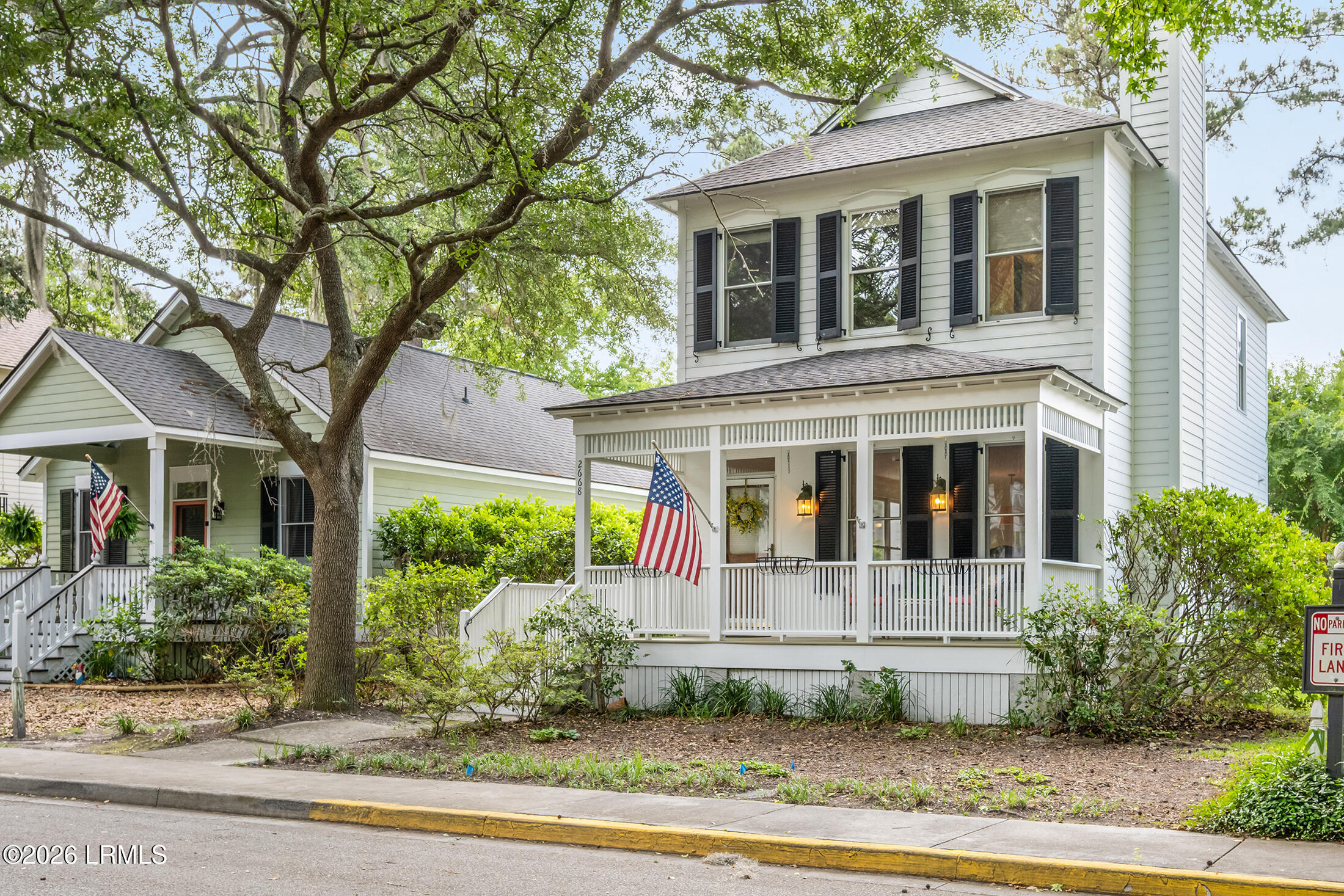 2668 Broad Street Beaufort, SC 29902 - Photo 3 of 21 fronthouse3