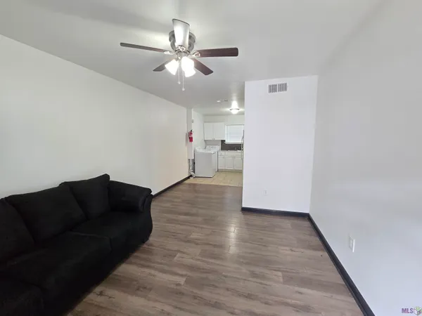 $1,150 | 947 Grebe Street, Unit 4, Baton Rouge, LA 70807
