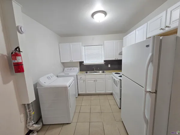 $1,150 | 947 Grebe Street, Unit 4, Baton Rouge, LA 70807
