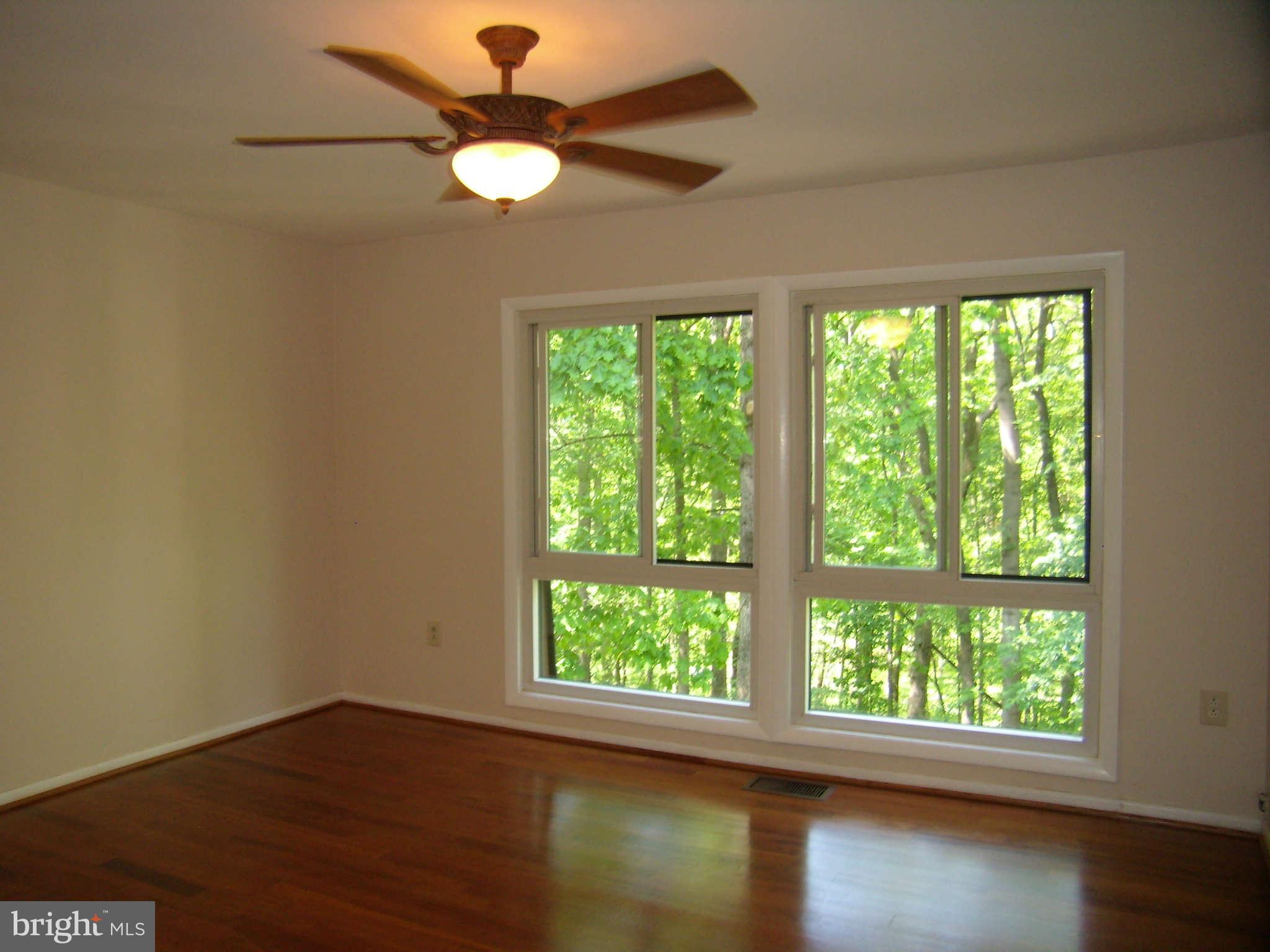 1437 Aldenham Lane Reston, VA 20190 - Photo 12 of 16 Bedroom (Master)