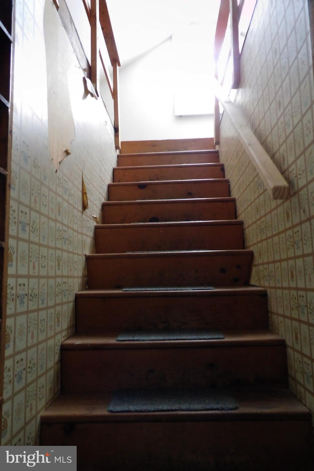 501 Lippincott Avenue Riverside, NJ 08075 - Photo 20 of 30 stairway to attic