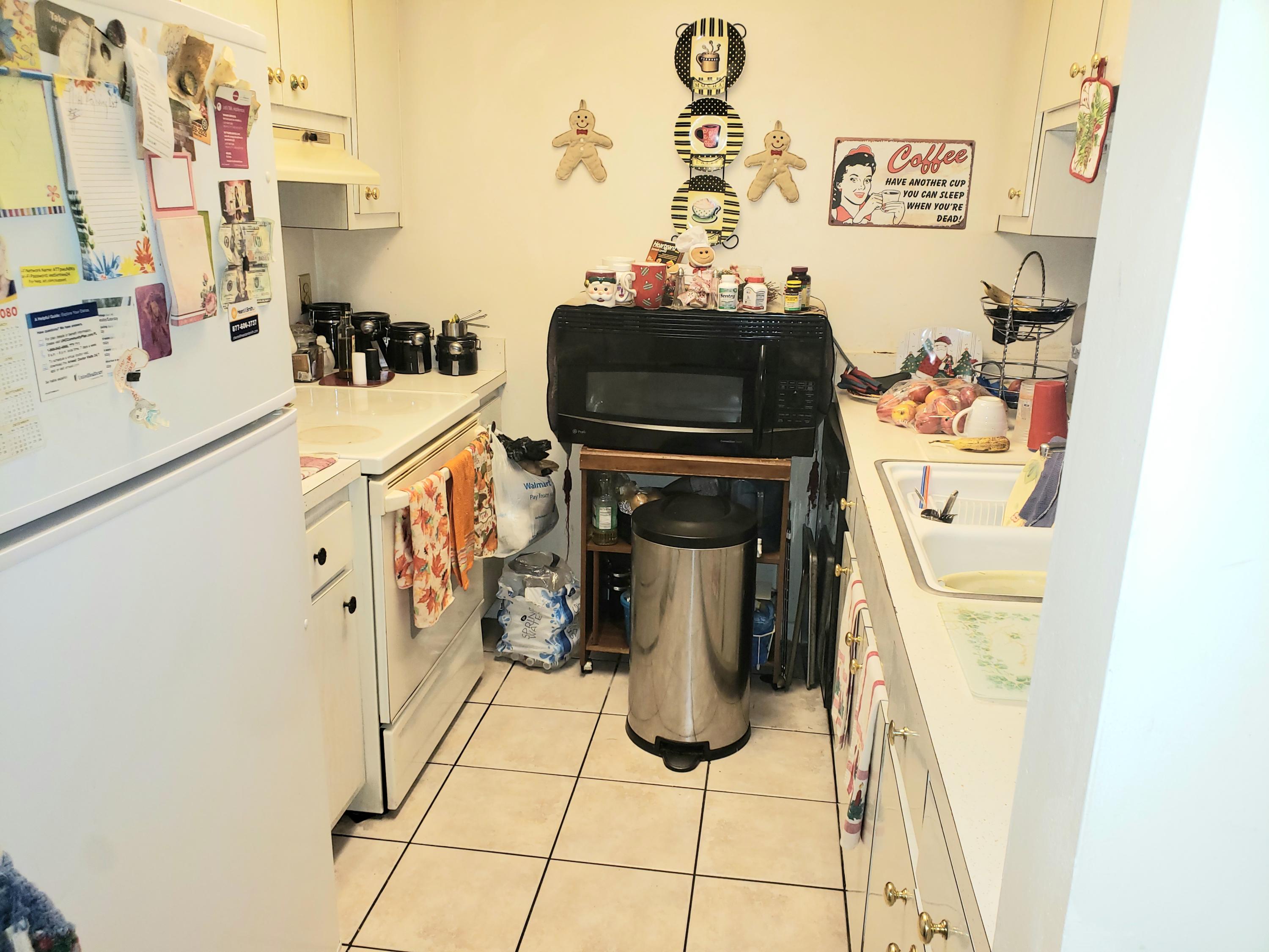 5805 South Rue Road West Palm Beach, FL 33415 - Photo 3 of 9 Kitchen