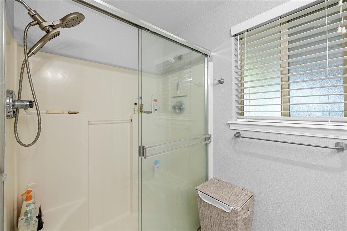 1111 Looking Glass Way Central Point, OR 97502 - Photo 22 of 30 24-CI_8538