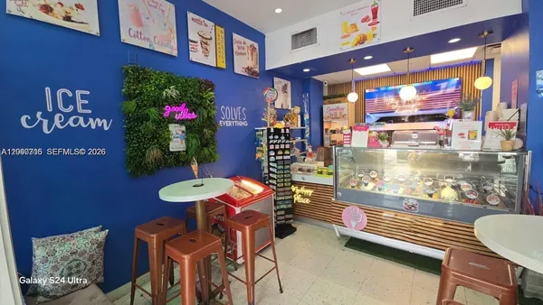 $65,000 | Ice Cream Shop For Sale In Miami Beach, Miami Beach, FL 33139