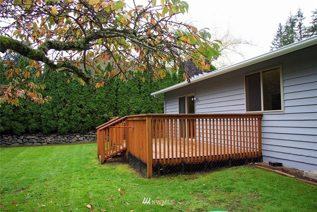 22007 49th Avenue Southeast Bothell, WA 98021 - Photo 14 of 18