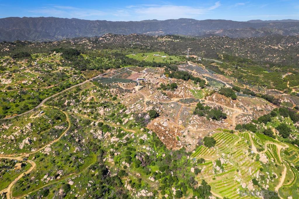 39093 Harris Truck Trail Fallbrook, CA 92028 - Photo 4 of 10