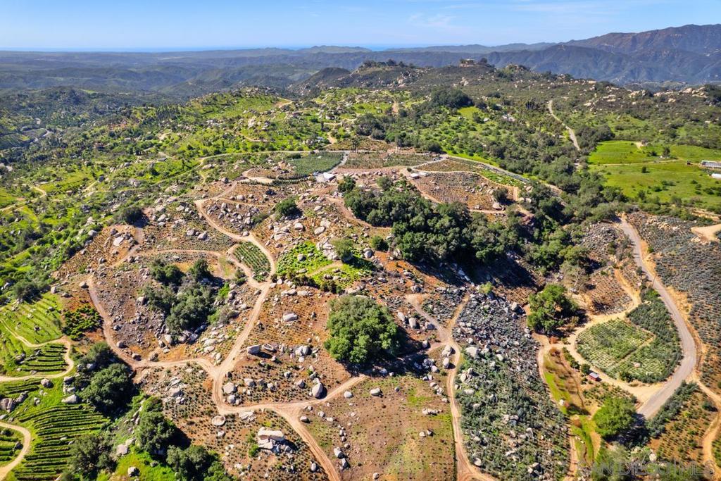 39093 Harris Truck Trail Fallbrook, CA 92028 - Photo 6 of 10