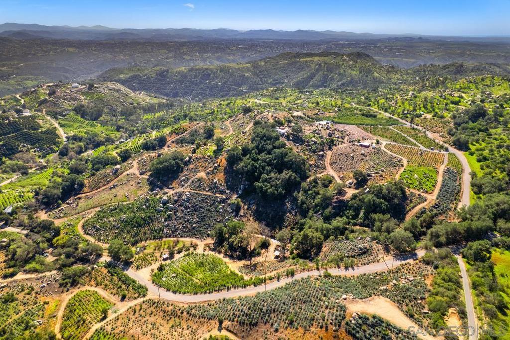 39093 Harris Truck Trail Fallbrook, CA 92028 - Photo 8 of 10