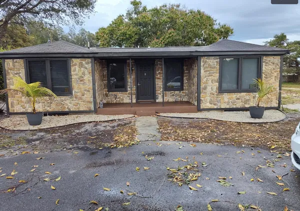 $3,499 | 3642 Gulfstream Road, Lake Worth Beach, FL 33461