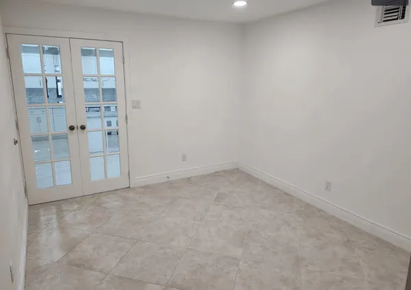 $3,499 | 3642 Gulfstream Road, Lake Worth Beach, FL 33461