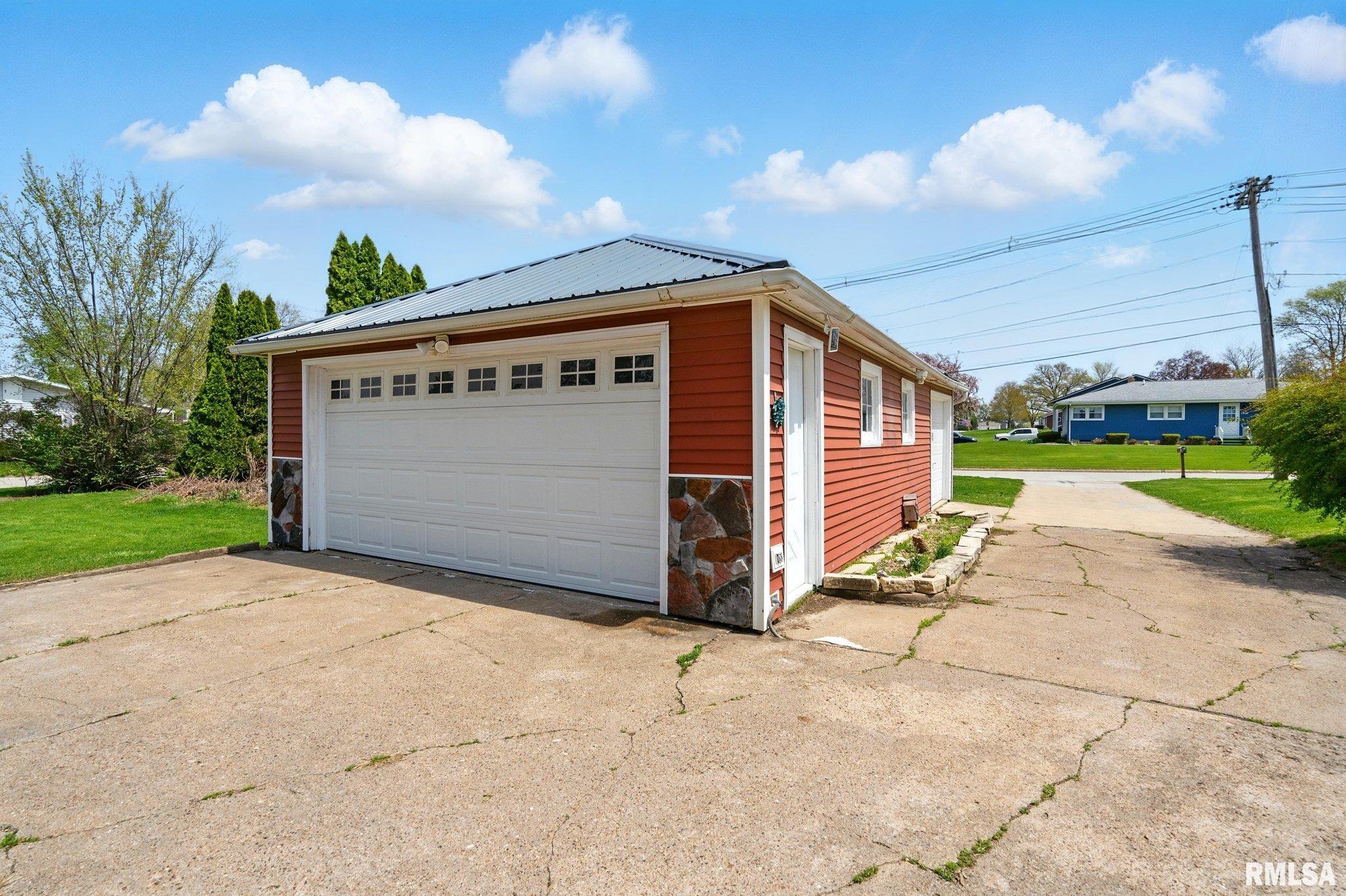 1118 Cedar Street Tipton, IA 52772 - Photo 28 of 30