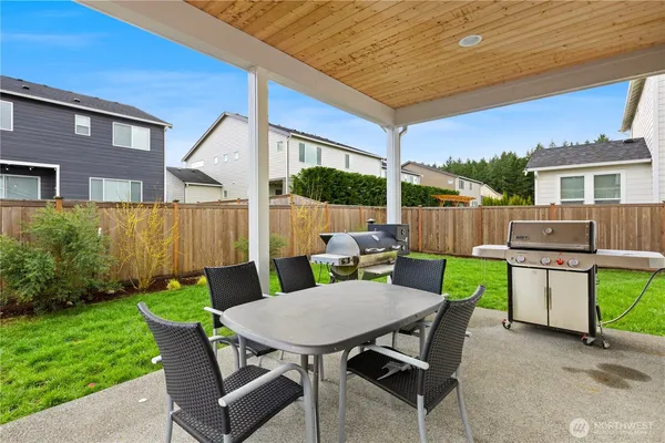 $739,950 | 17723 127th Ave Court East, Puyallup, WA 98374