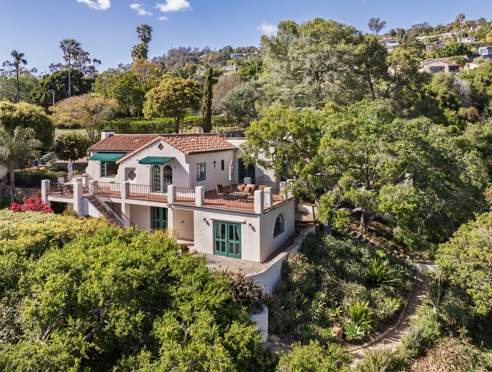 1010 Garcia Road Santa Barbara, CA 93103 - Photo 3 of 30 Acre provides privacye