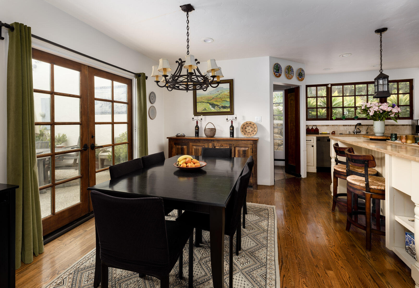 1010 Garcia Road Santa Barbara, CA 93103 - Photo 7 of 30 Dining Area