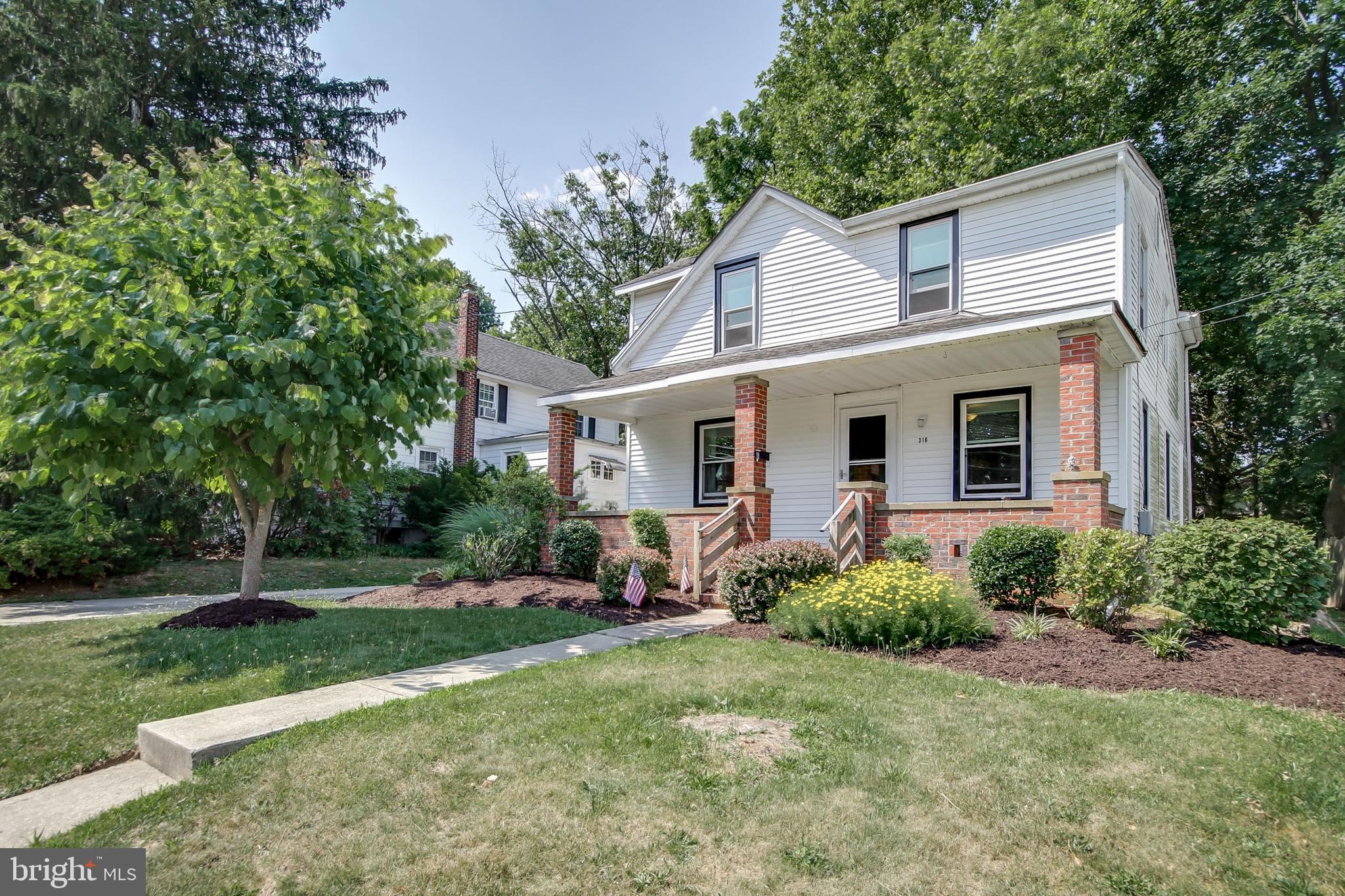 316 Cedar Avenue Pitman, NJ 08071 - Photo 1 of 37