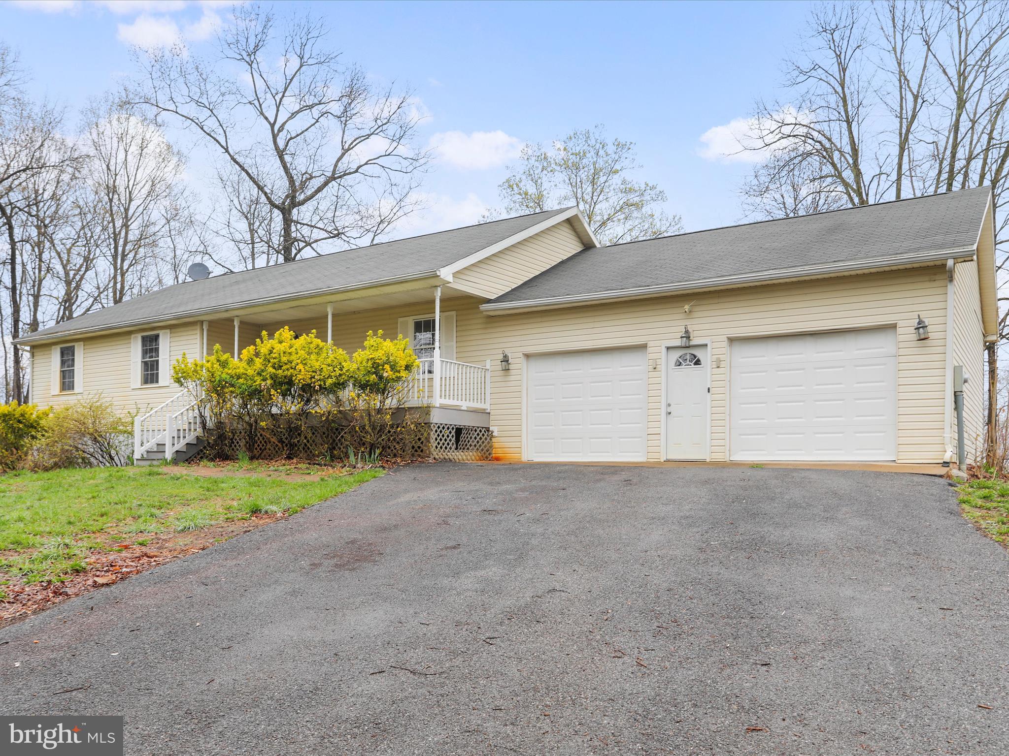 2675 Fulton Road Hedgesville, WV 25427 - Photo 3 of 44 Gallery Image 3